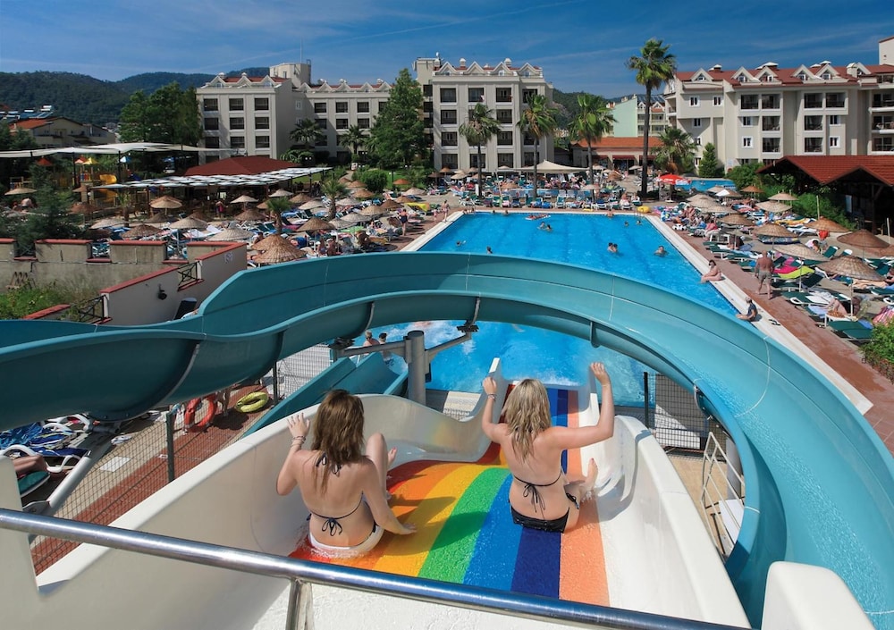 Julian Club Hotel - All Inclusive — Swimming pool in Marmaris, Mugla