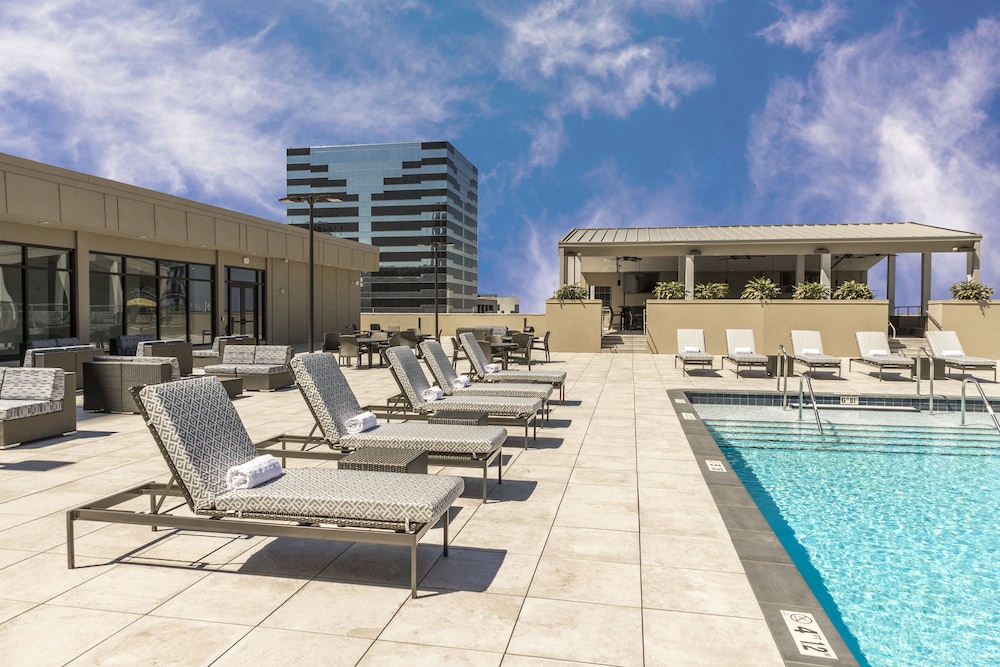 The Jung Hotel and Residences — Swimming pool in New Orleans, Louisiana