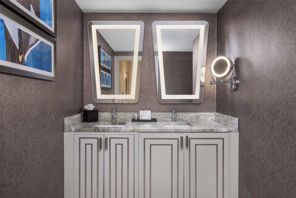 The Jung Hotel and Residences — Hotel rooms in New Orleans, Louisiana