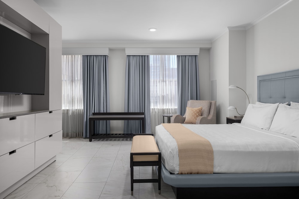 The Jung Hotel and Residences — Hotel rooms in New Orleans, Louisiana