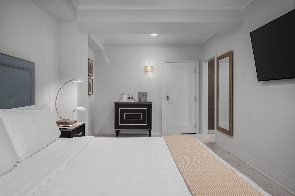 The Jung Hotel and Residences — Hotel rooms in New Orleans, Louisiana