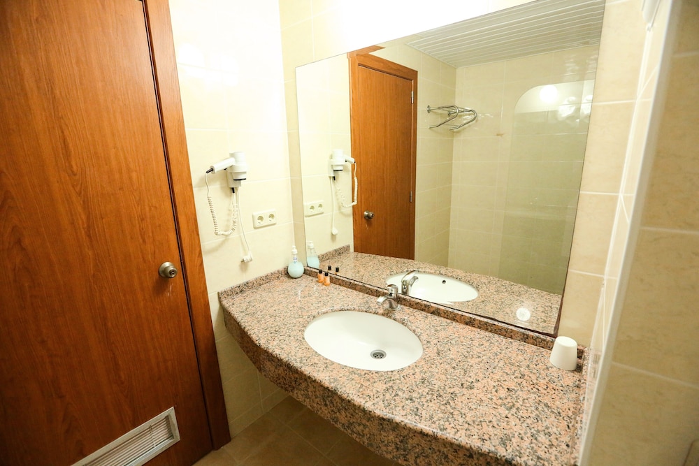 Mavruka Hotel — Hotel rooms in Fethiye, Mugla
