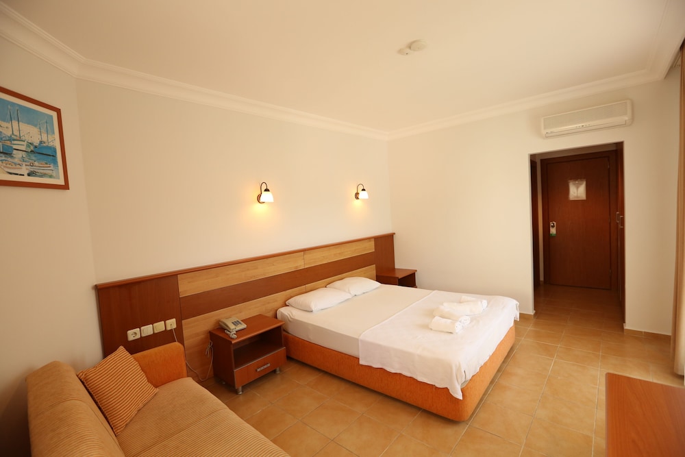 Mavruka Hotel — Hotel rooms in Fethiye, Mugla