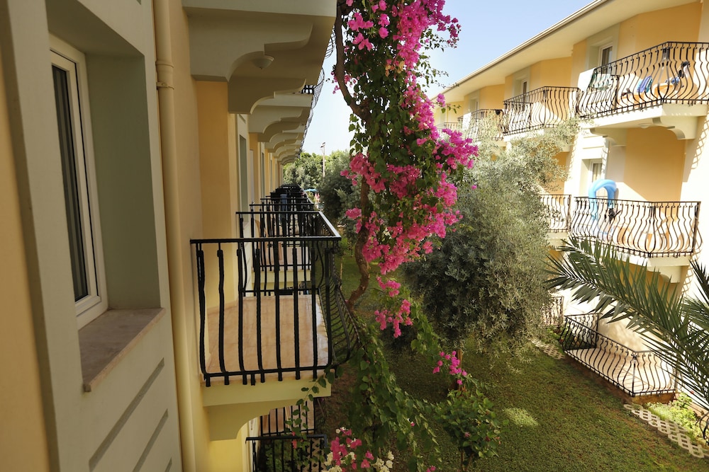 Mavruka Hotel — Hotel building in Fethiye, Mugla