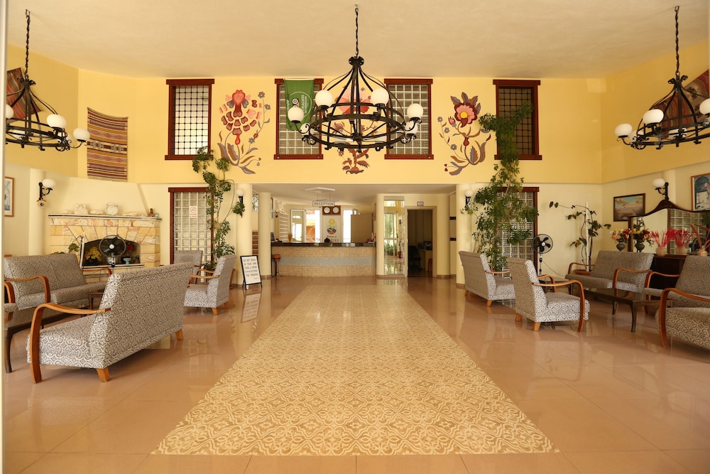 Mavruka Hotel — Hotel building in Fethiye, Mugla