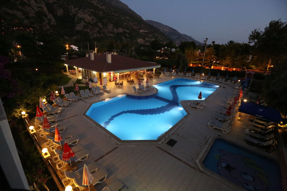 Mavruka Hotel — Swimming pool in Fethiye, Mugla