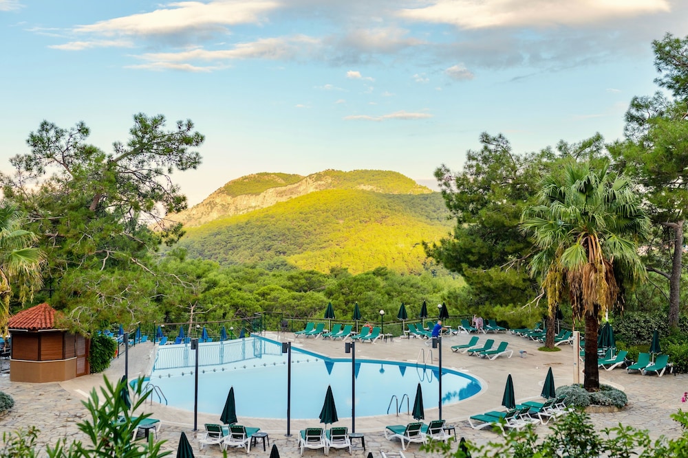 Montana Pine Resort - All Inclusive — Pool in Fethiye, Mugla