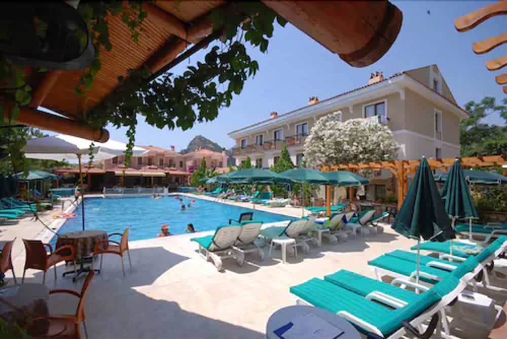 Perdikia Beach Hotel — Swimming pool in Fethiye, Mugla