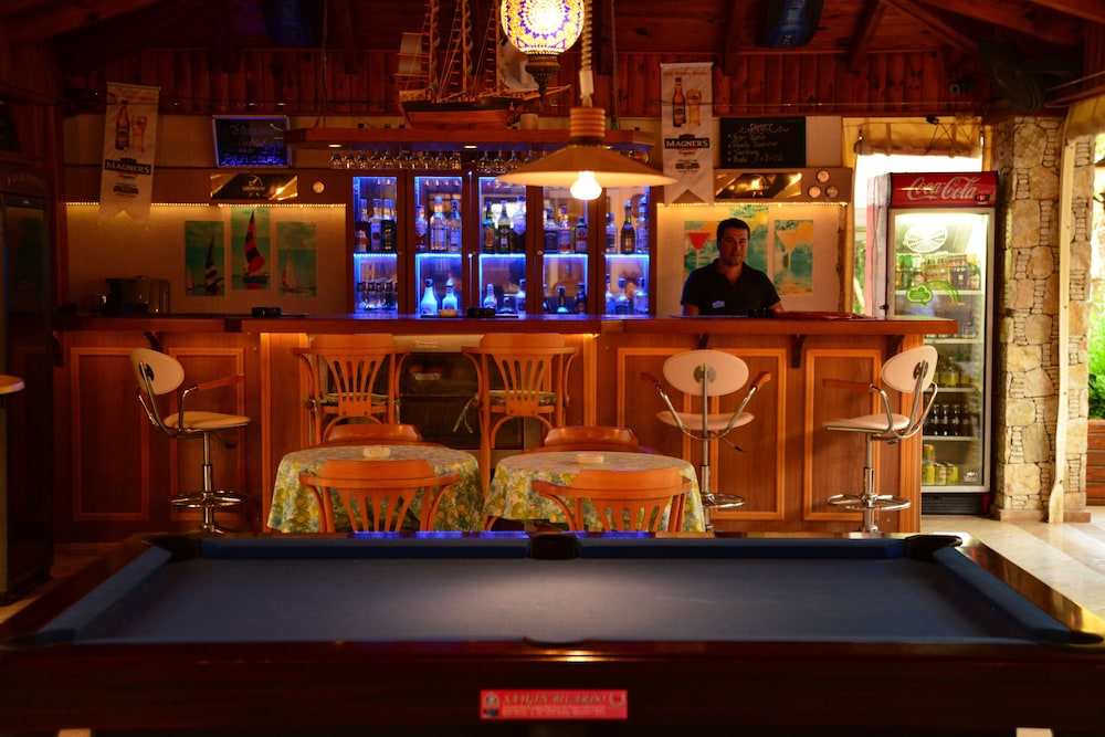 Perdikia Beach Hotel — Restaurant & bars in Fethiye, Mugla