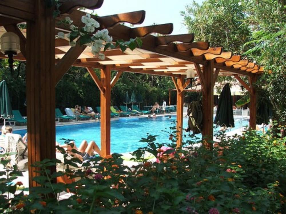 Perdikia Beach Hotel — Swimming pool in Fethiye, Mugla