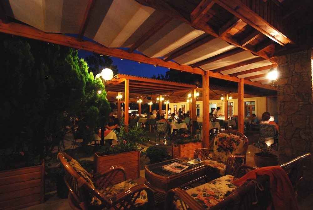 Perdikia Beach Hotel — Restaurant & bars in Fethiye, Mugla