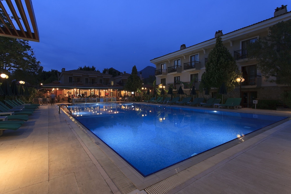 Perdikia Beach Hotel — Swimming pool in Fethiye, Mugla