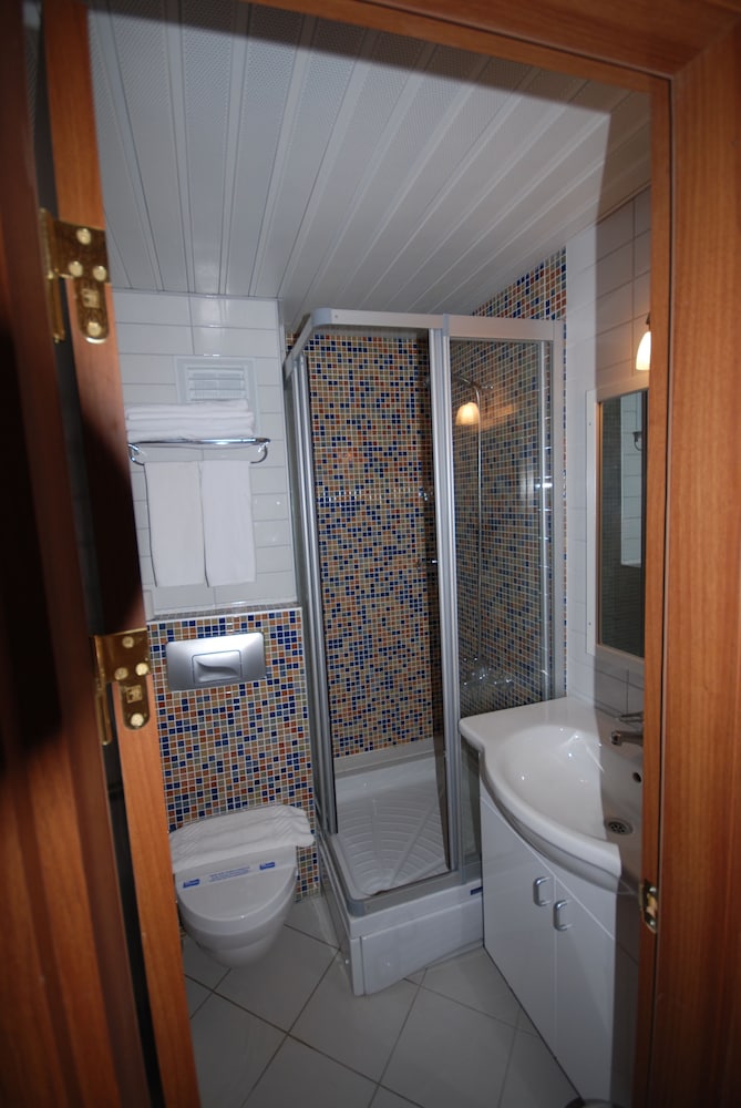 Perdikia Beach Hotel — Hotel rooms in Fethiye, Mugla