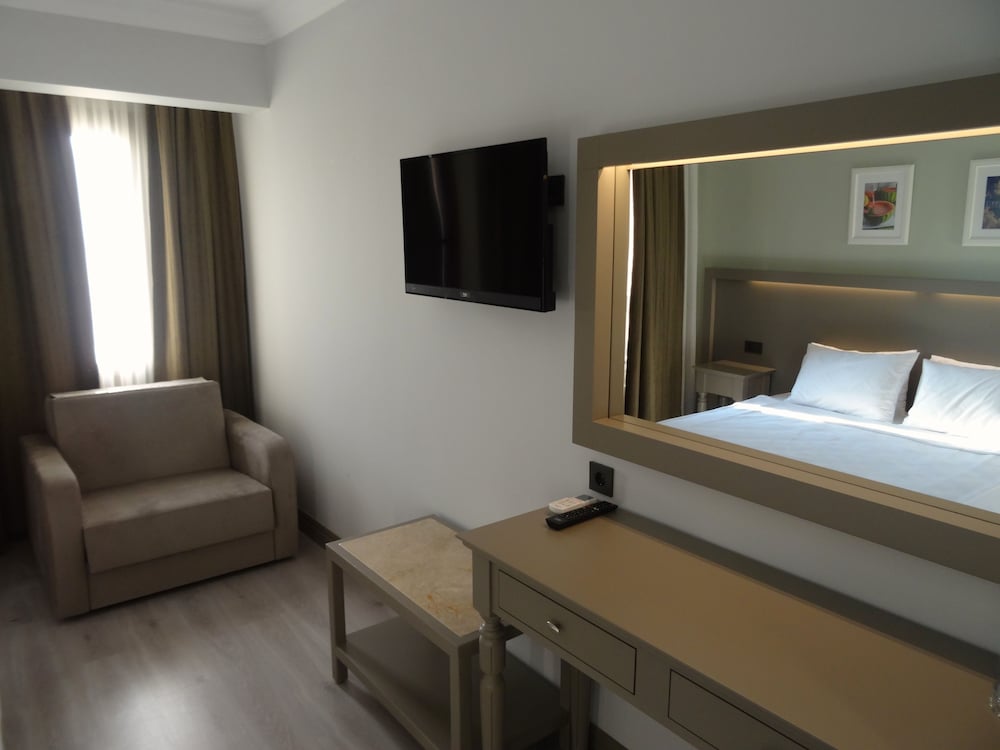 Hotel Pine Valley — Hotel rooms in Fethiye, Mugla