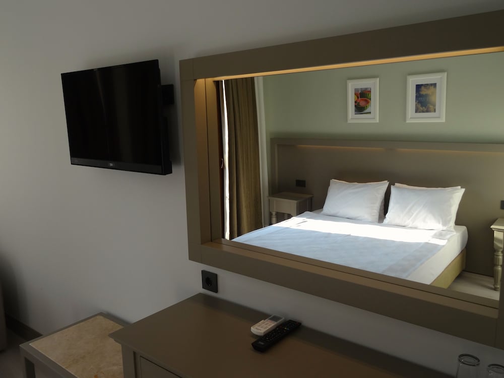Hotel Pine Valley — Hotel rooms in Fethiye, Mugla