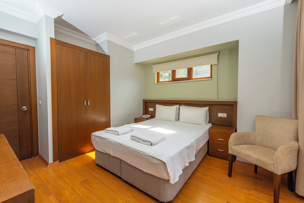 Hotel Pine Valley — Hotel rooms in Fethiye, Mugla