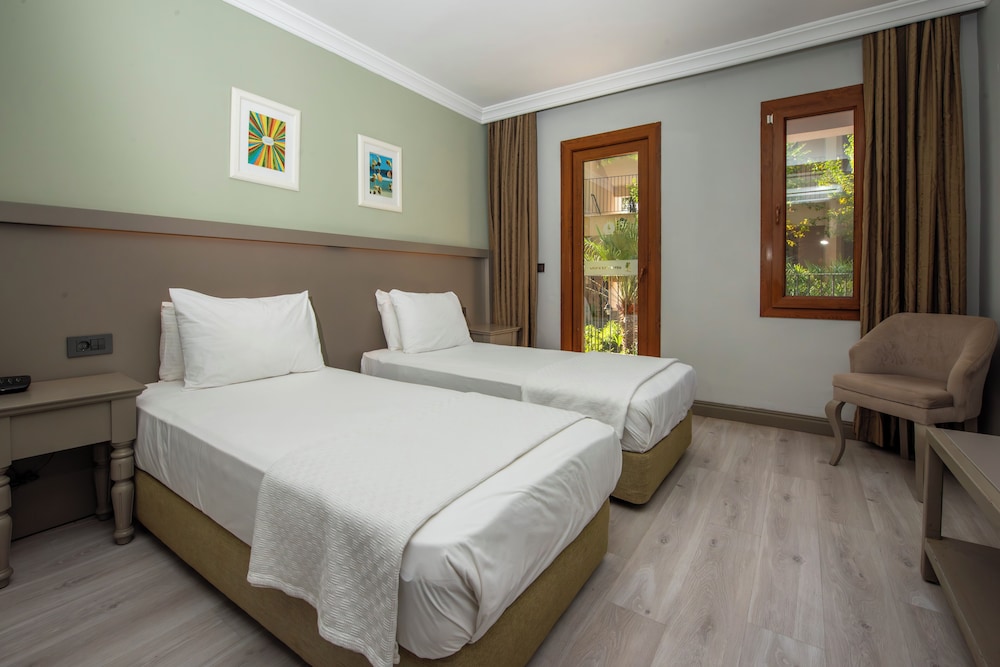 Hotel Pine Valley — Hotel rooms in Fethiye, Mugla
