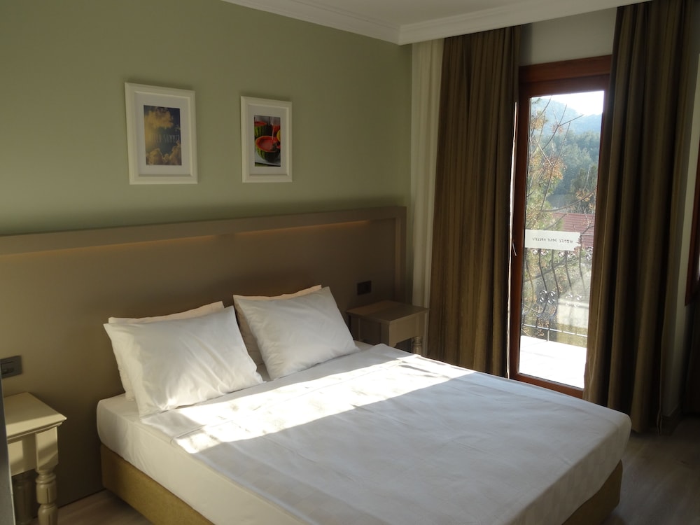 Hotel Pine Valley — Hotel rooms in Fethiye, Mugla