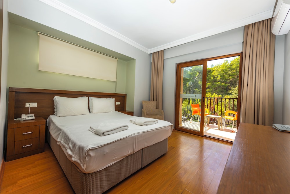 Hotel Pine Valley — Hotel rooms in Fethiye, Mugla