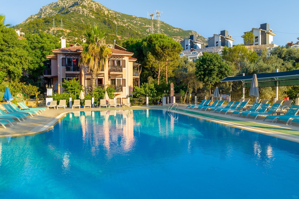 Pink Palace Hotel — Swimming pool in Fethiye, Mugla