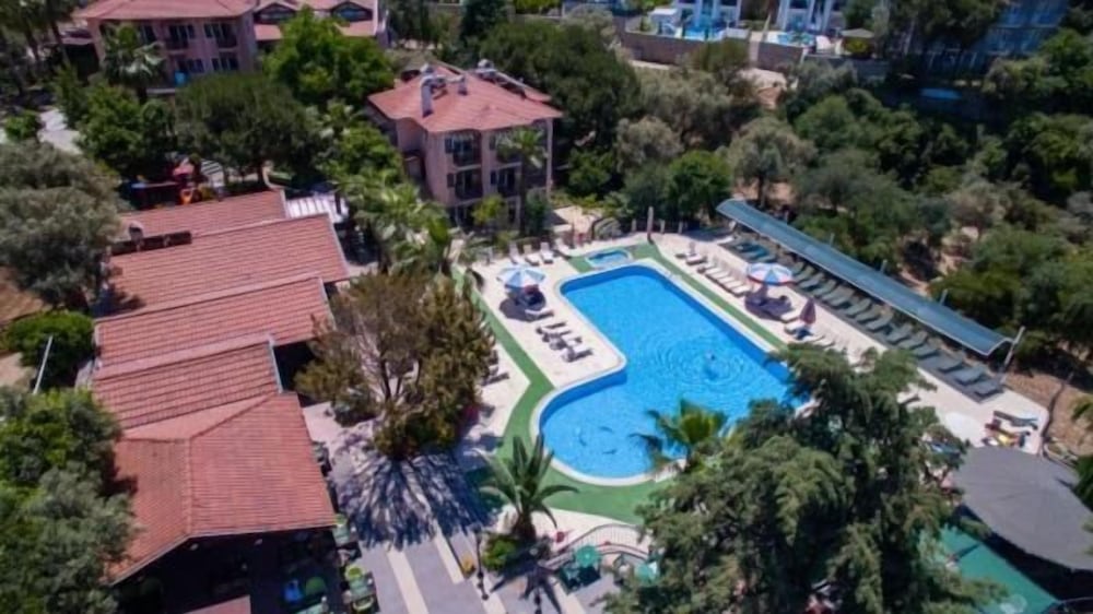 Pink Palace Hotel — Swimming pool in Fethiye, Mugla