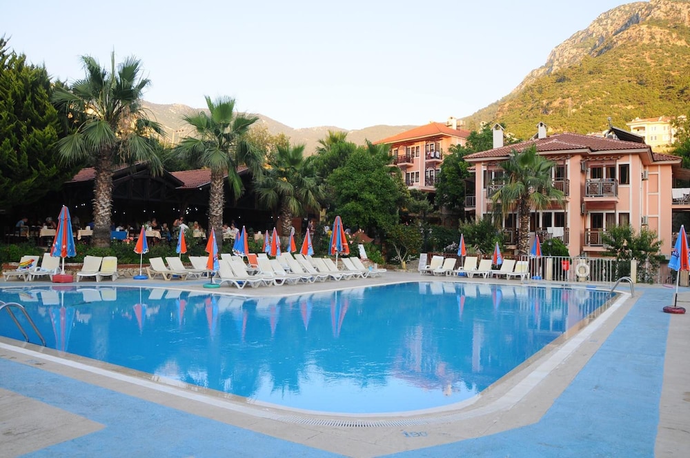 Pink Palace Hotel — Swimming pool in Fethiye, Mugla