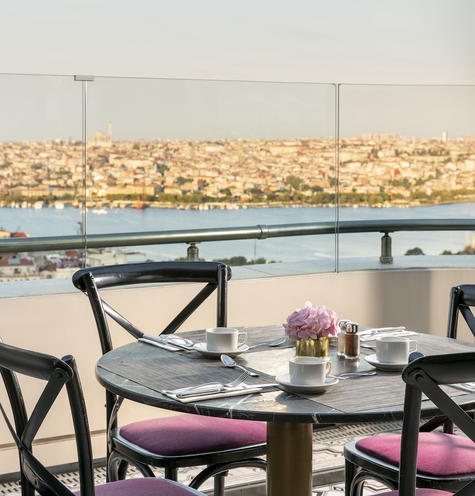 Rixos Pera Istanbul - Nickelodeon Play Access — Restaurant & bars in Istanbul, Istanbul