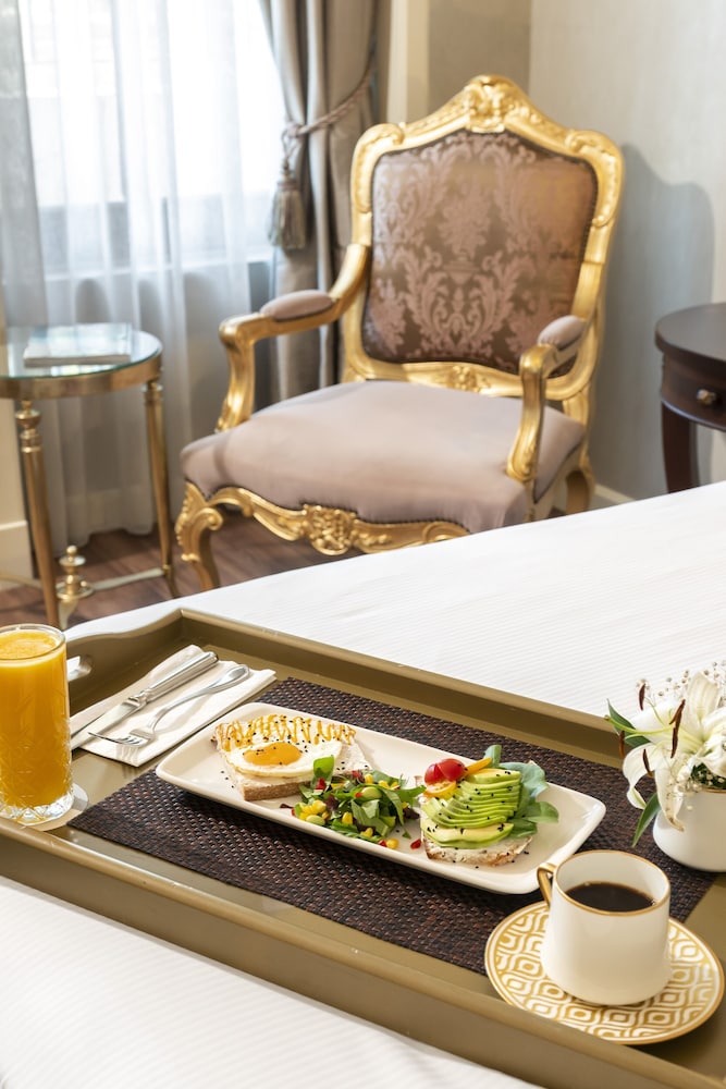Rixos Pera Istanbul - Nickelodeon Play Access — Hotel rooms in Istanbul, Istanbul