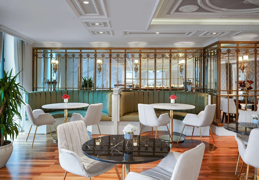 Rixos Pera Istanbul - Nickelodeon Play Access — Restaurant & bars in Istanbul, Istanbul
