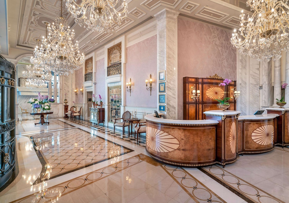 Rixos Pera Istanbul - Nickelodeon Play Access — Hotel building in Istanbul, Istanbul