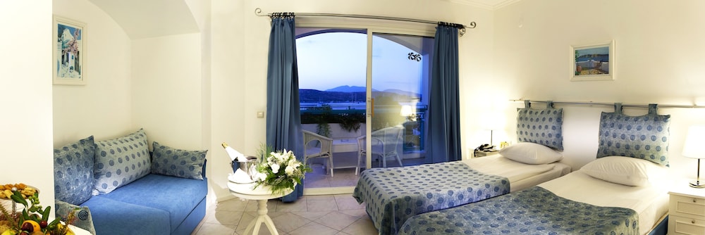 Royal Asarlik Beach Hotel & Spa - All Inclusive — Hotel rooms in Bodrum, Mugla