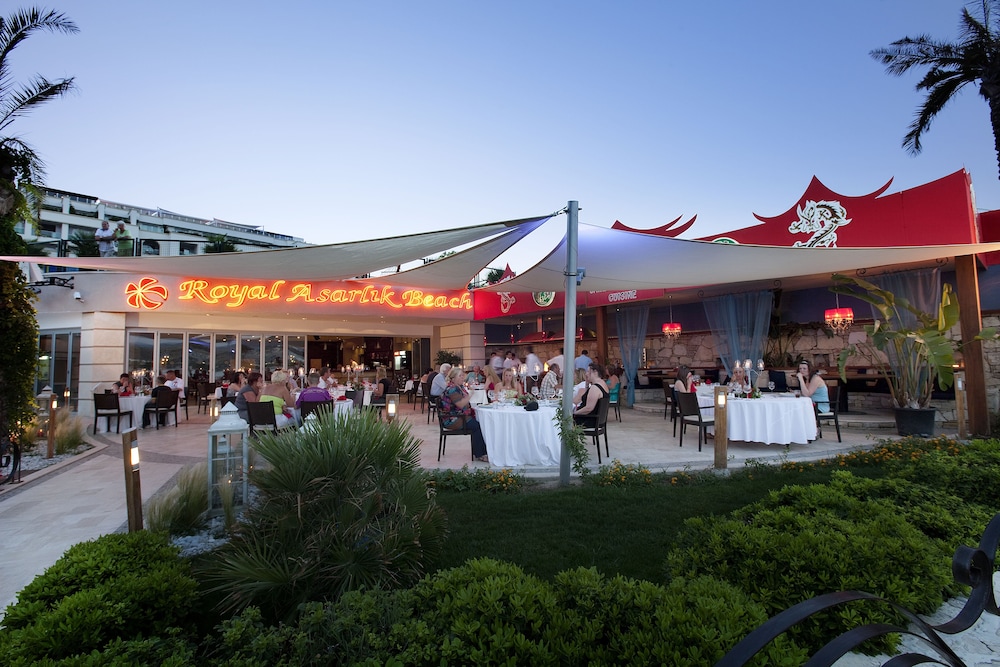 Royal Asarlik Beach Hotel & Spa - All Inclusive — Restaurant & bars in Bodrum, Mugla