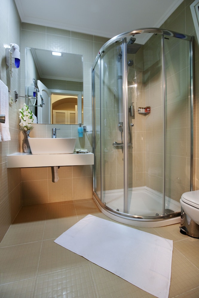Royal Asarlik Beach Hotel & Spa - All Inclusive — Hotel rooms in Bodrum, Mugla