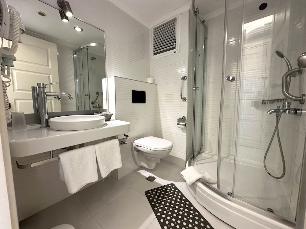 Savk Hotel — Hotel rooms in Alanya