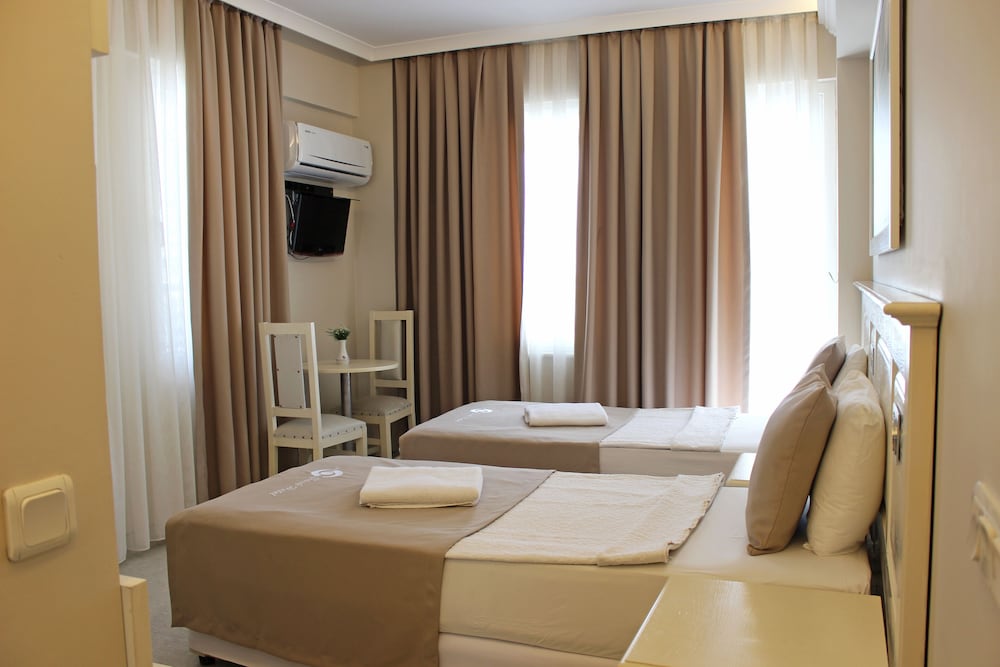 Savk Hotel — Hotel rooms in Alanya