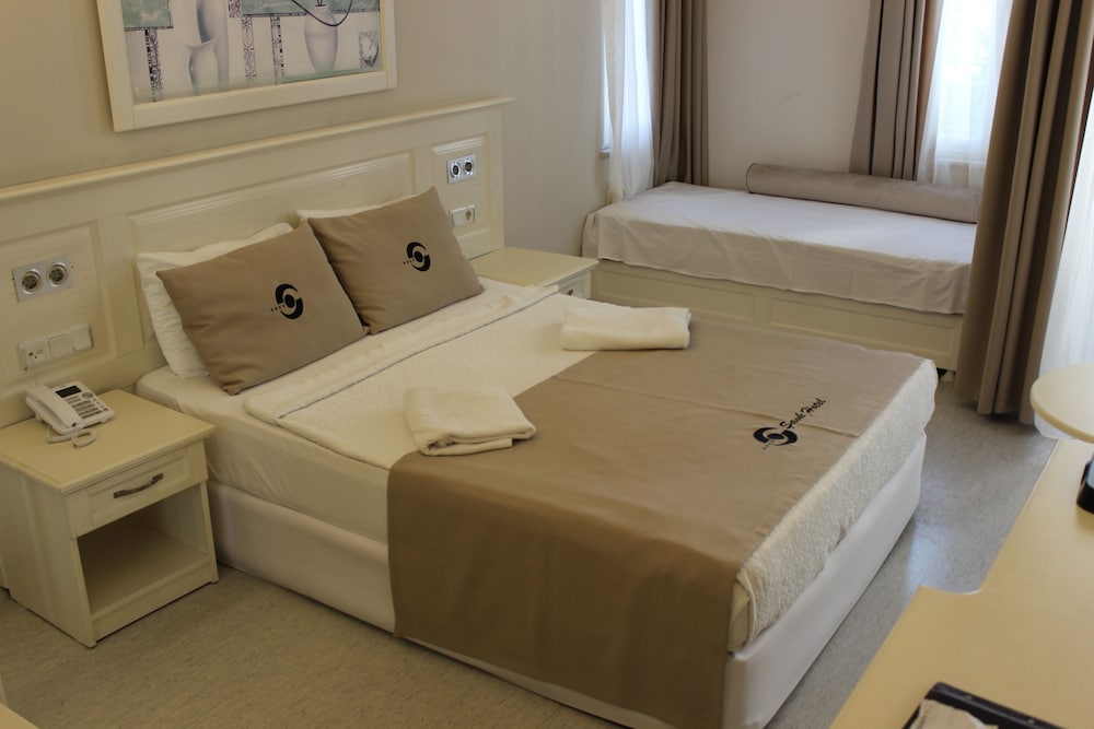 Savk Hotel — Hotel rooms in Alanya