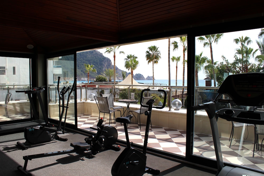 Savk Hotel — Sports & recreation in Alanya