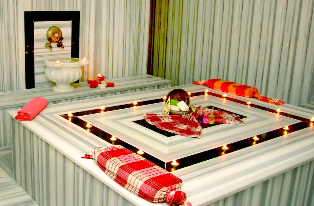 Savk Hotel — Restaurant & bars in Alanya