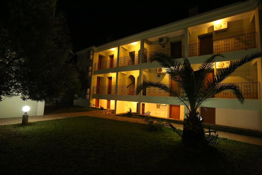 The Tower Hotel — Hotel building in Fethiye, Mugla