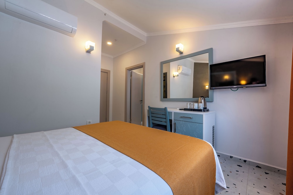 Tonoz Beach Hotel — Hotel rooms in Fethiye, Mugla