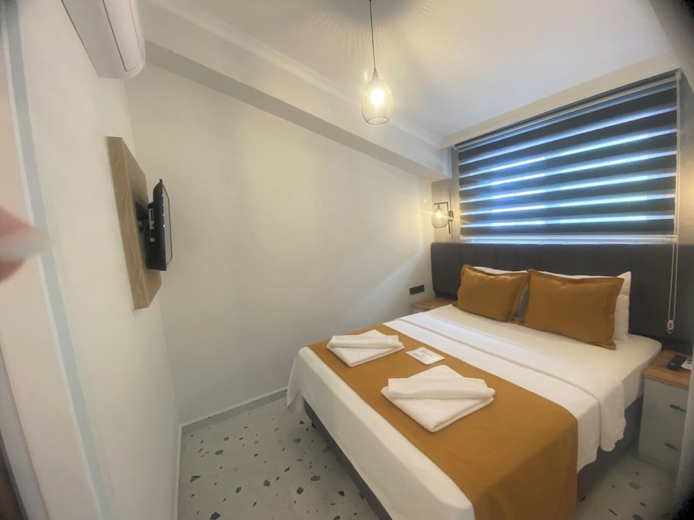 Tonoz Beach Hotel — Hotel rooms in Fethiye, Mugla