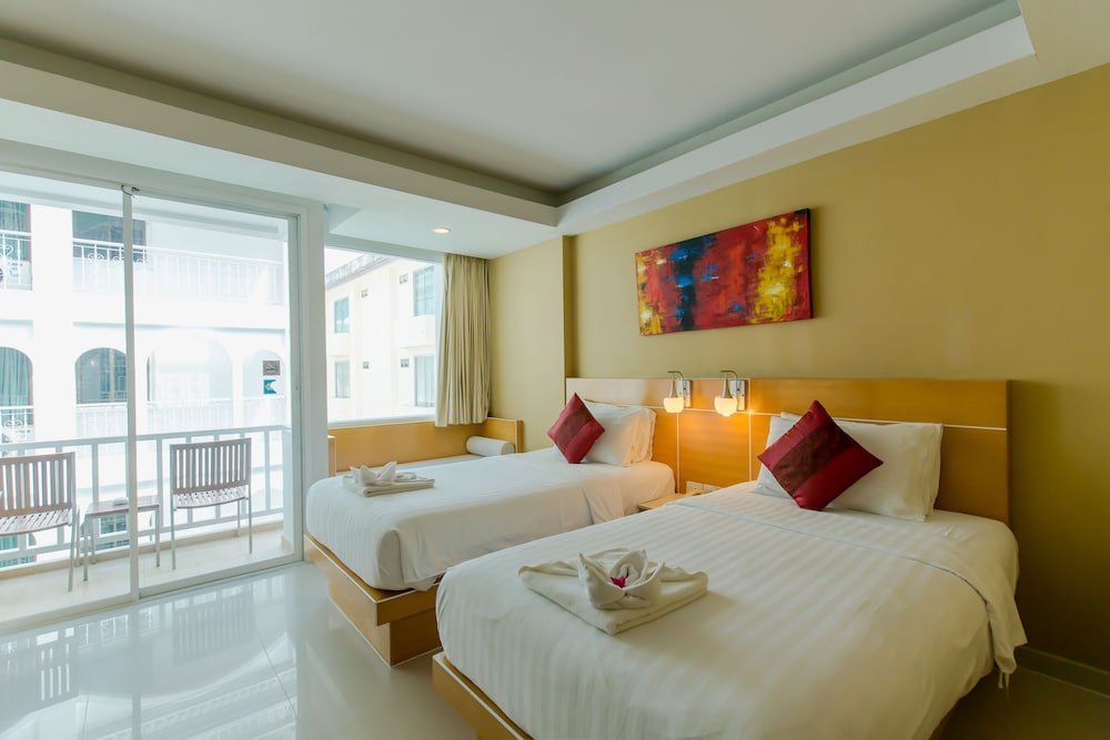 Aspery Hotel — Hotel rooms in Patong Beach, Phuket Province