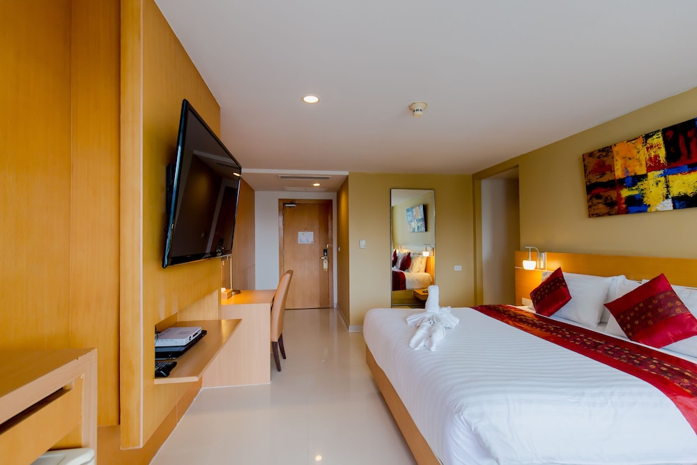 Aspery Hotel — Hotel rooms in Patong Beach, Phuket Province