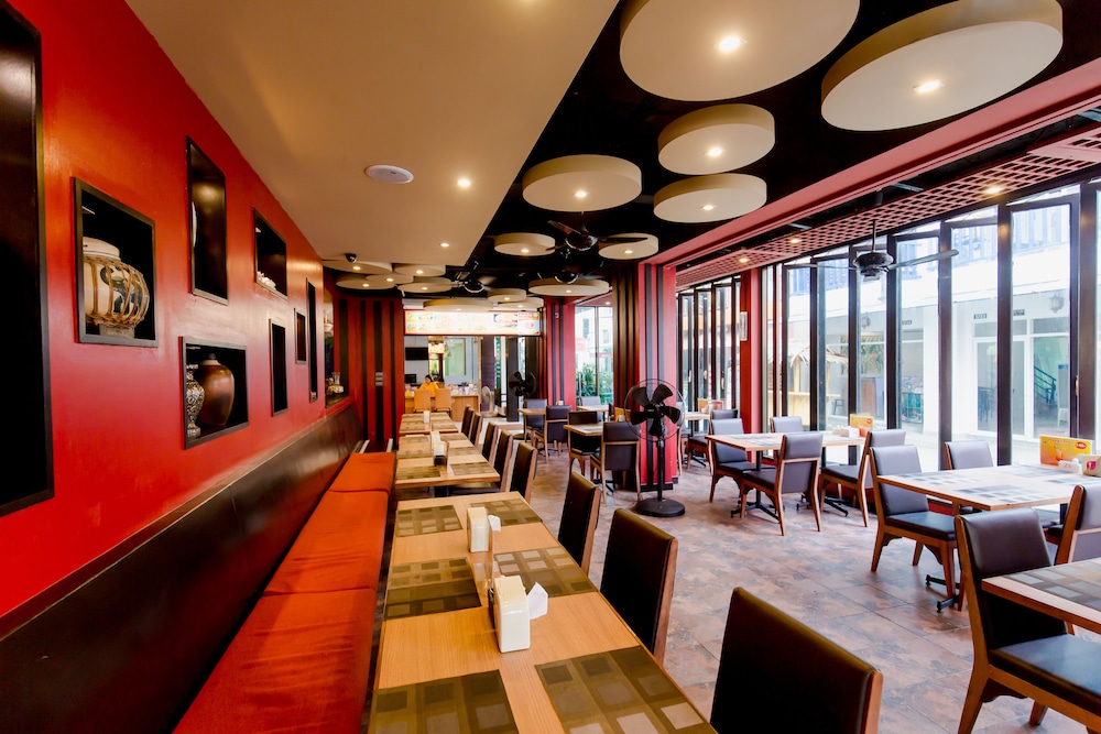 Aspery Hotel — Restaurant & bars in Patong Beach, Phuket Province