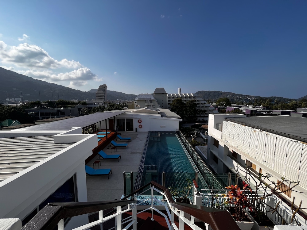 Aspery Hotel — Swimming pool in Patong Beach, Phuket Province