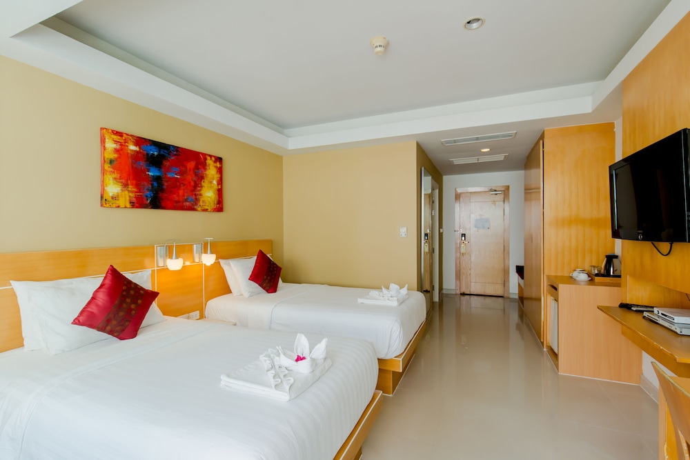 Aspery Hotel — Hotel rooms in Patong Beach, Phuket Province