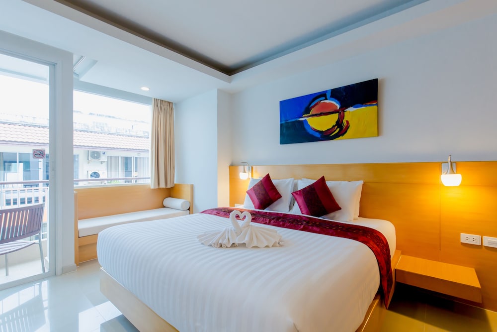 Aspery Hotel — Hotel rooms in Patong Beach, Phuket Province