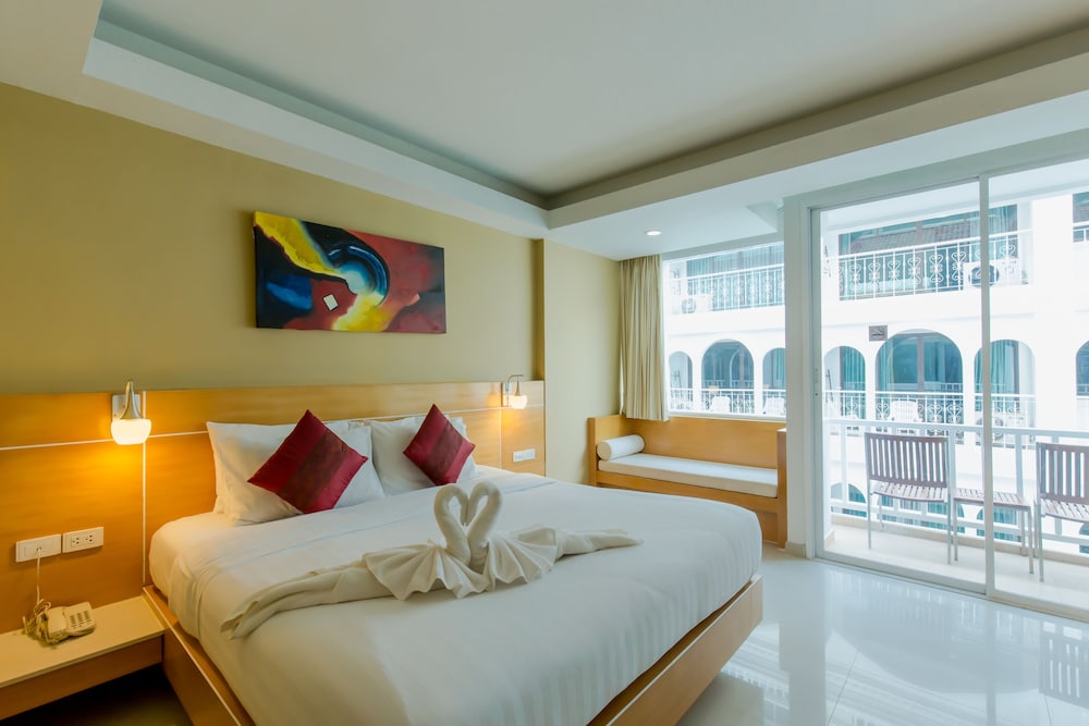 Aspery Hotel — Hotel rooms in Patong Beach, Phuket Province