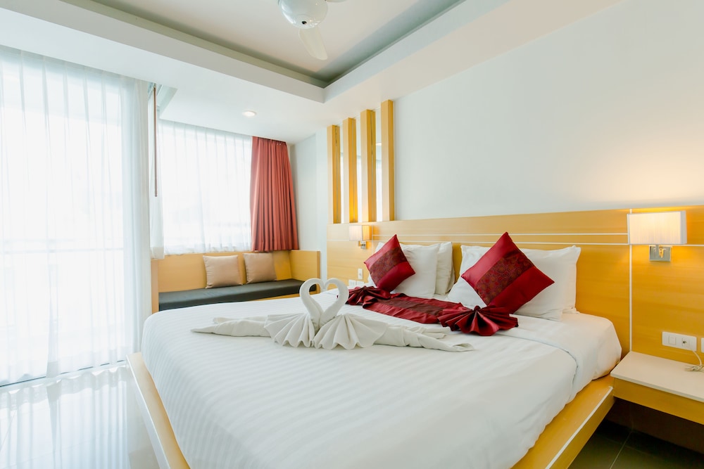 Aspery Hotel — Hotel rooms in Patong Beach, Phuket Province