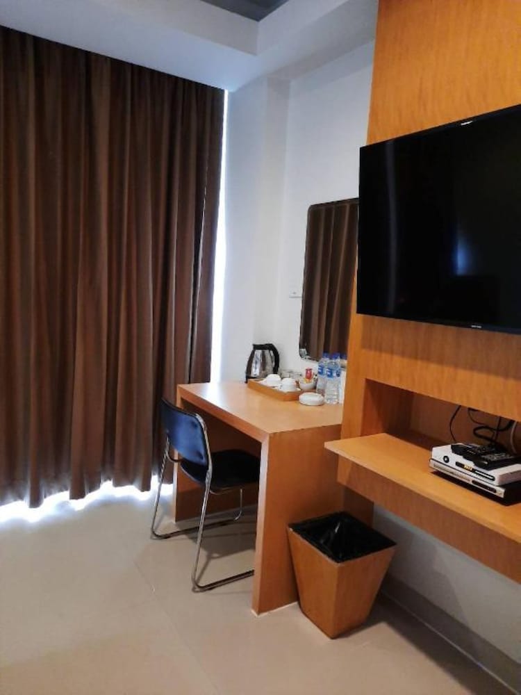 Aspery Hotel — Hotel rooms in Patong Beach, Phuket Province